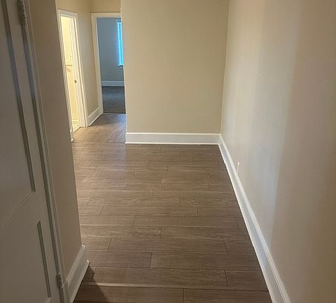 2nd image of 134 Westmoreland Ct #2D