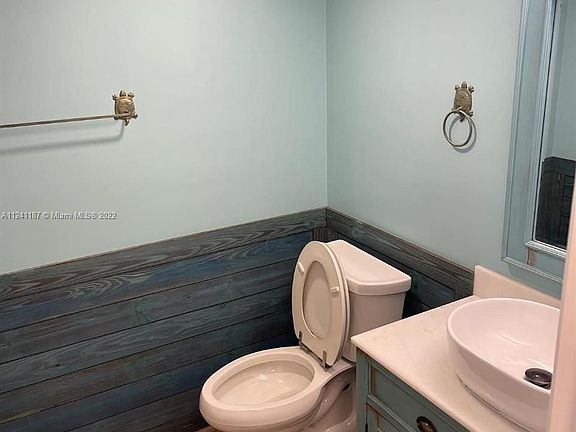 4th image of 9419 Fontainebleau Blvd APT 202