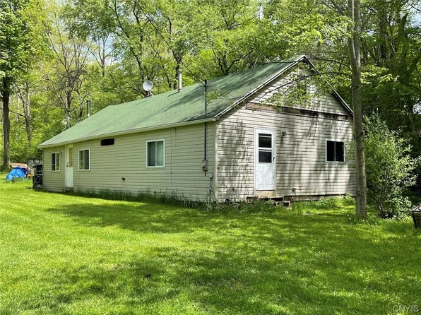 8050 N Branch Rd, Friendship, NY 14739