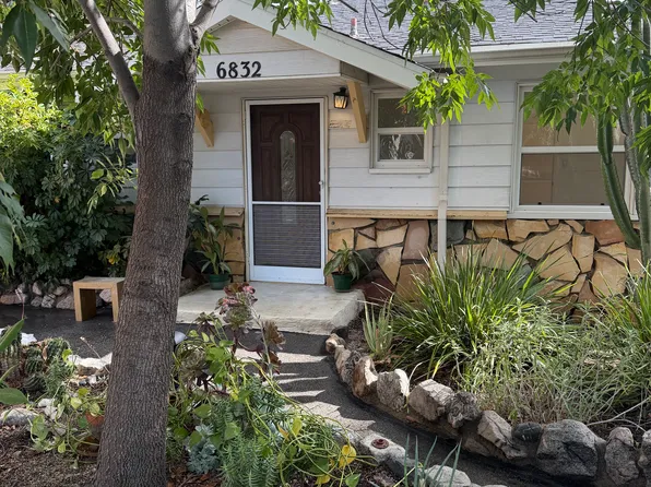 6832 Beckett St, Tujunga, CA 91042