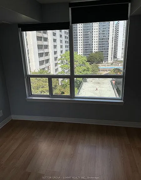 225 Wellesley St E #805 — Photo 25