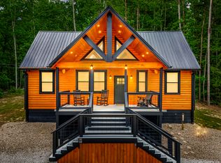 47 Wolfe Lake Spur Rd, Campton, KY 41301