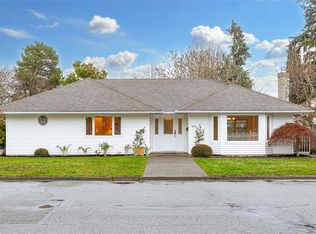 1014 Holmes St, Duncan, BC V9L2C8