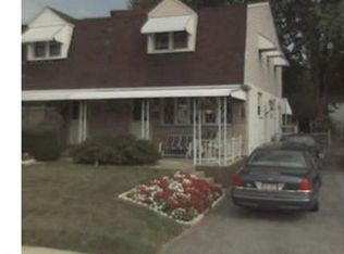 125 Beechwood Rd, Brookhaven, PA 19015