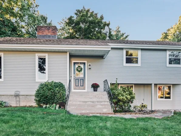 31 Oxford Drive, Glastonbury, CT 06033