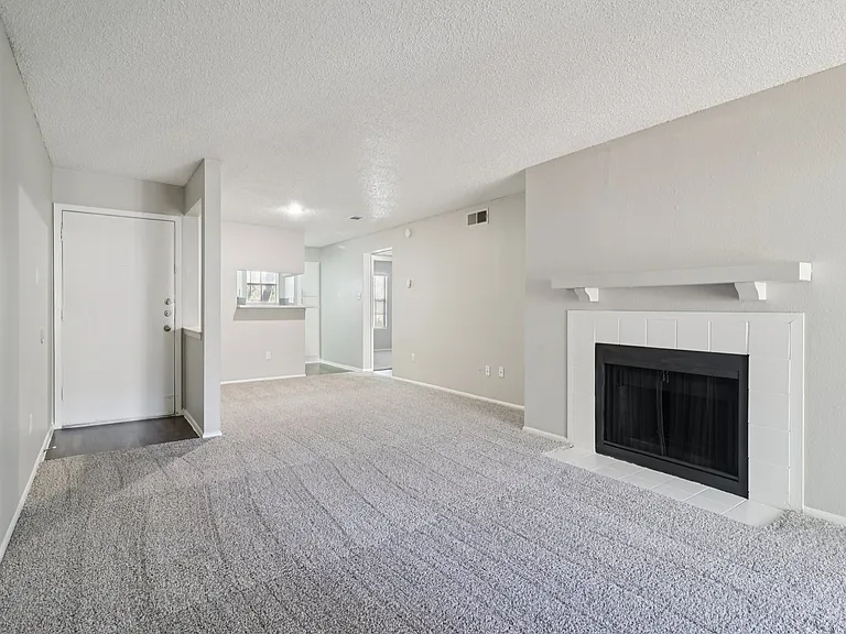 Rock Canyon Apartments — Photo 24