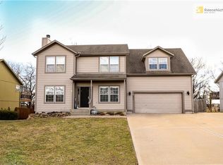 20643 W 221st St, Spring Hill, KS 66083