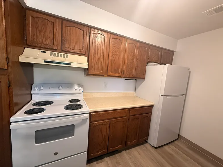 725 Keenway Cir #C — Photo 6