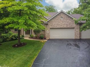 13365 Big Stone Cir, Roscoe, IL 61073