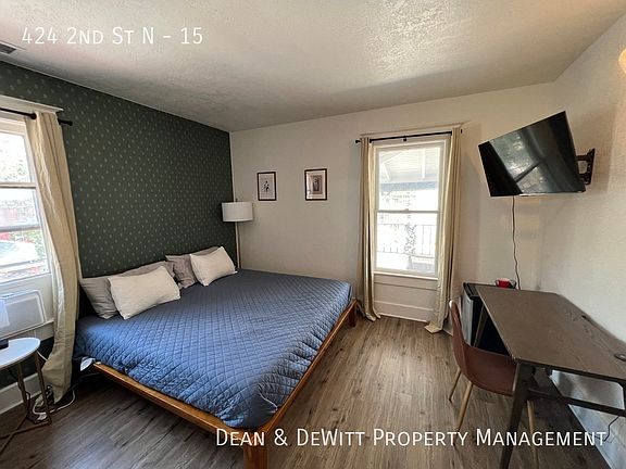 3rd image of 424 2nd St N #15