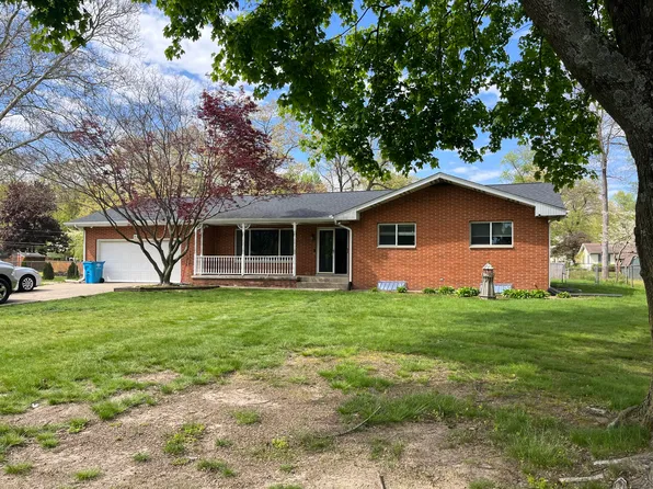 26414 Redfield St, Edwardsburg, MI 49112