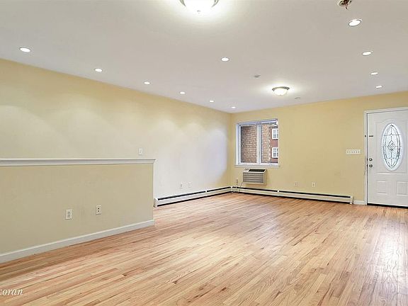 5th image of 1411 Avenue N #D