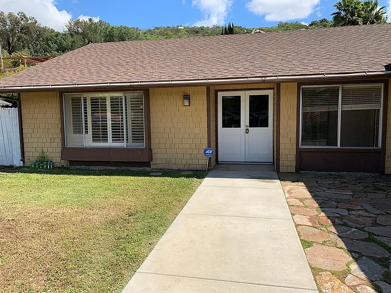 31173 Old River Rd — Photo 12
