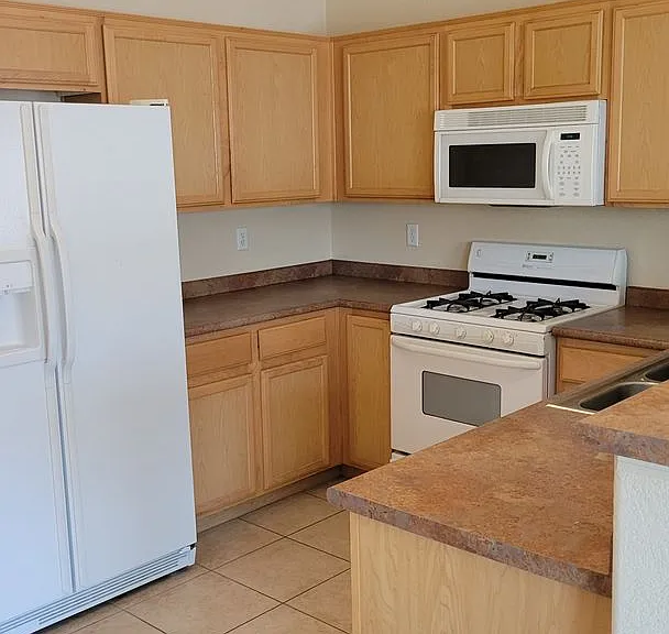 10650 Calico Mountain Ave #204 — Photo 4