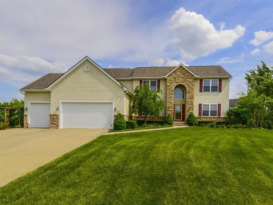 1st image of 21 Wildflower Dr