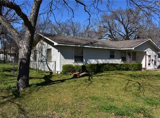 581 N Columbia St, Stephenville, TX 76401