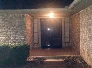 10324 Leicester Dr, Yukon, OK 73099