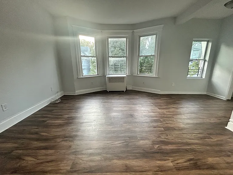 182 Seymour Ave #2 — Photo 7