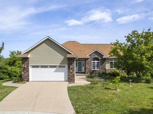 86 Donegal Pl, Iowa City, IA 52246