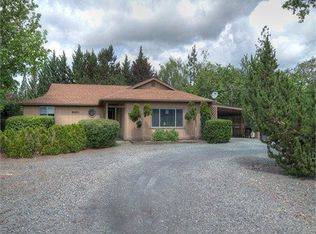 940 Pleasant Valley Rd, Merlin, OR 97532