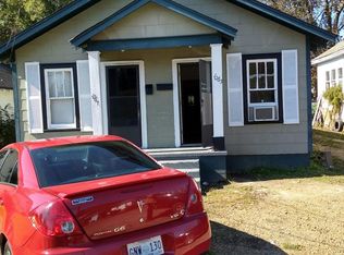 1065 Adams St, Grenada, MS 38901