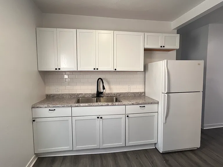 923 E Stockbridge Ave #2 — Photo 4