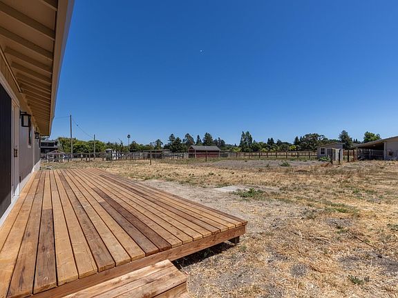 4th image of 5225 Volkerts Road