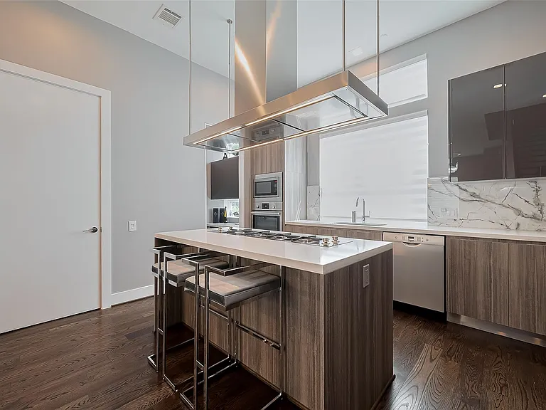 5919 E Post Oak Ln — Photo 14