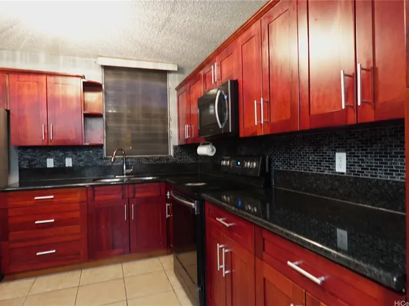 94-49 Waipahu St APT 314, Waipahu, HI 96797