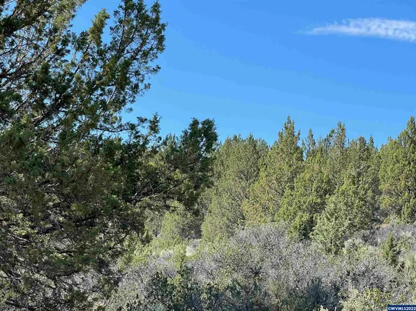 4 Harney St, Sprague River, OR 97639