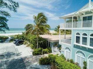 110 36th St, Holmes Beach, FL 34217