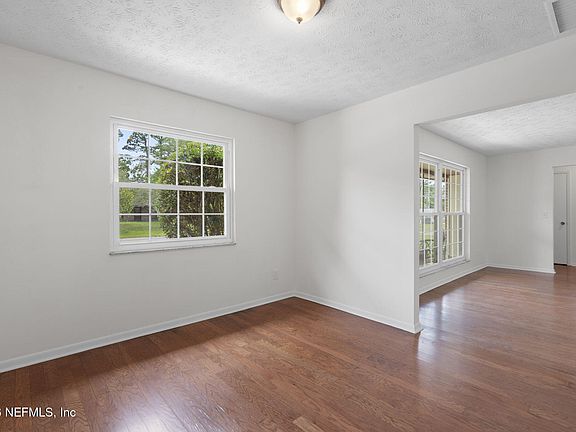 3rd image of 1005 HIBERNIA FOREST Drive