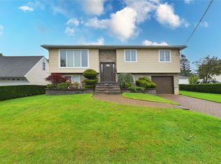 73 Michigan Ave, Massapequa, NY 11758