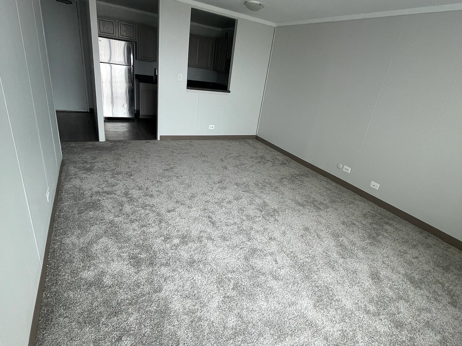 Lake Grove Village Apartments — Photo 4