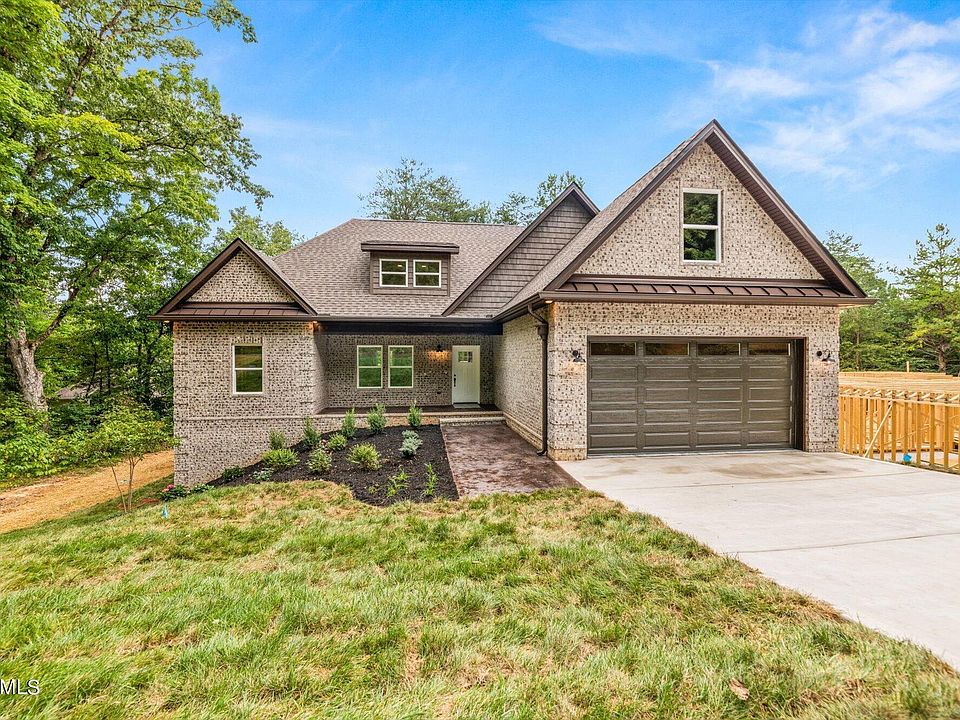 1st image of 122 Gadusi Cir