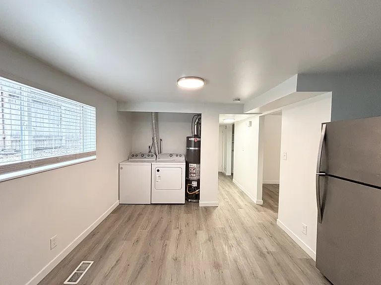 1401-1403 S 300 E — Photo 11