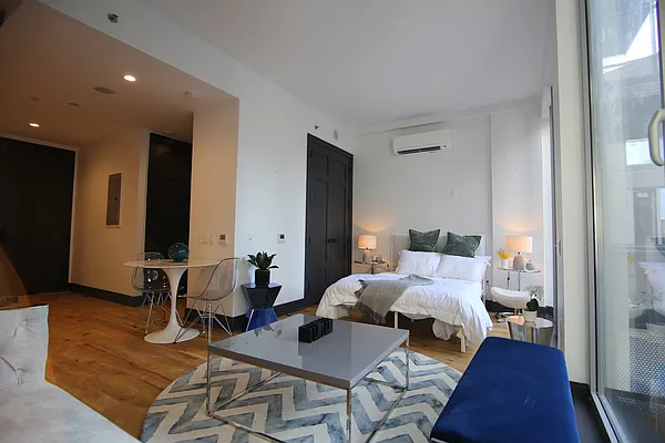 Rented by The KCI Group | media 61