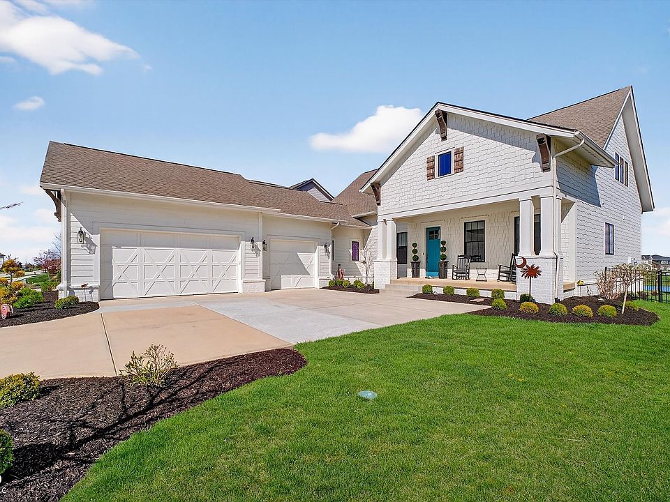 1st image of 15807 Nocturne Dr