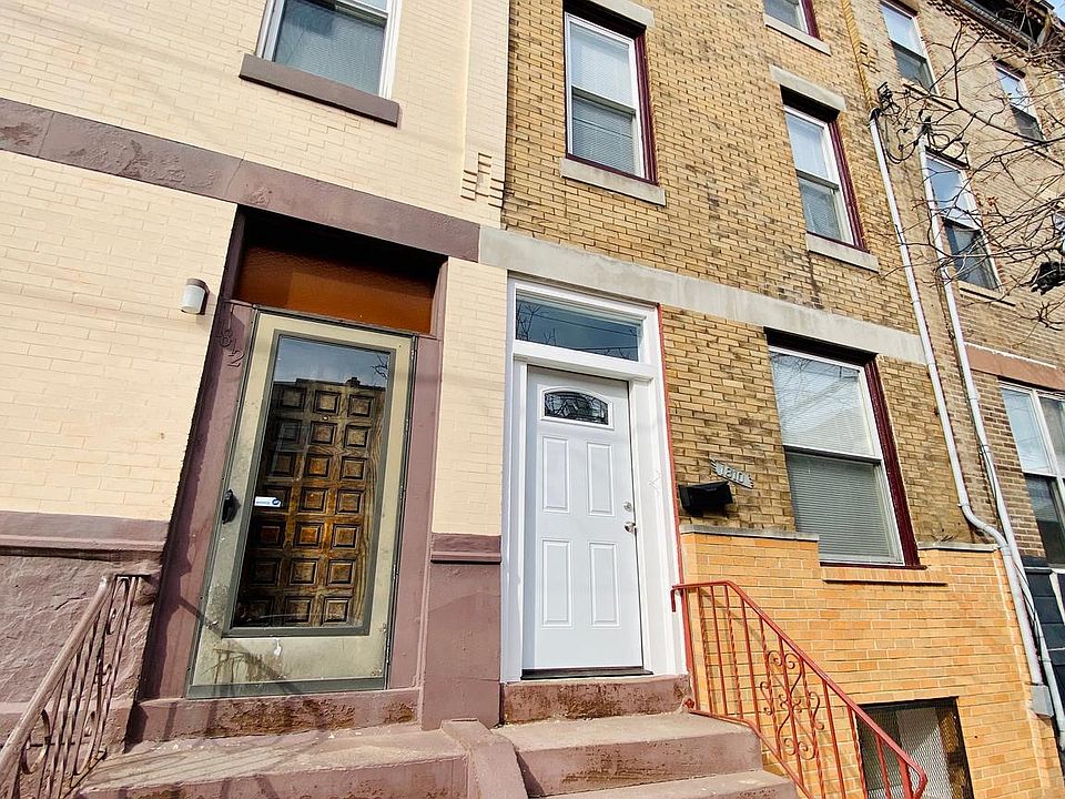 1st image of 1810 S 17th St Floor 1