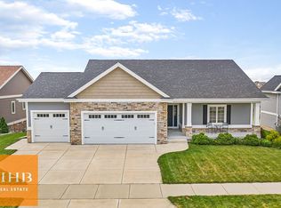 2596 Kildare Dr, Waunakee, WI 53597