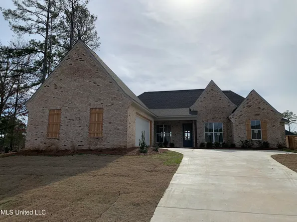 111 Charleston Ln, Madison, MS 39110