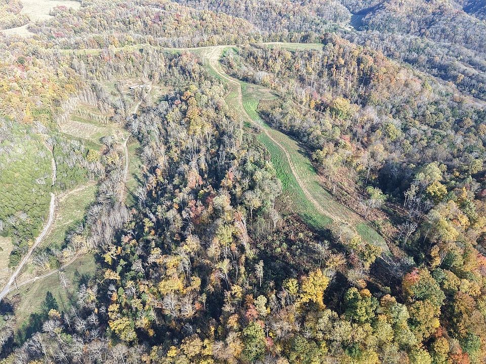 1st image of 270 Higgins Rd