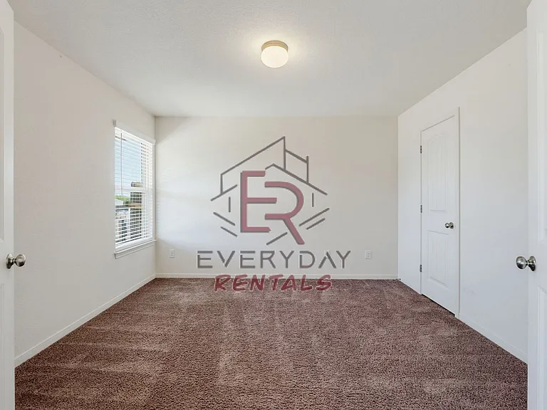 6705 Black Springs Dr — Photo 5