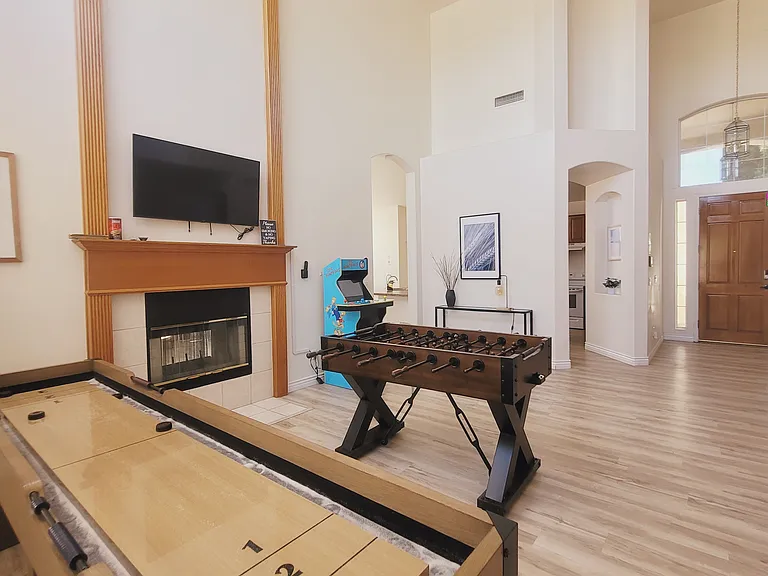 8720 W Kathleen Rd — Photo 5
