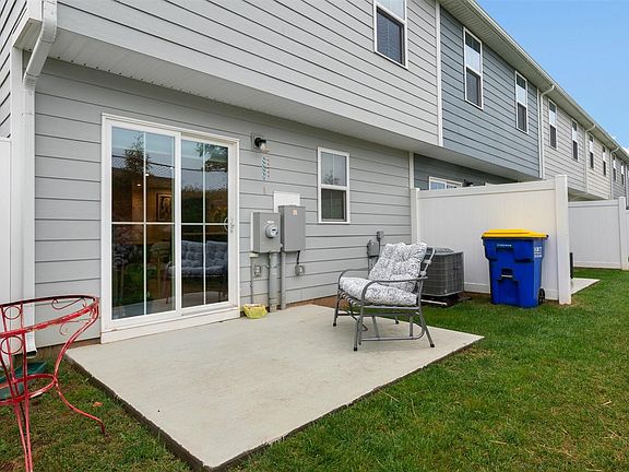 4th image of 1126 Aubrey Meadows Pl