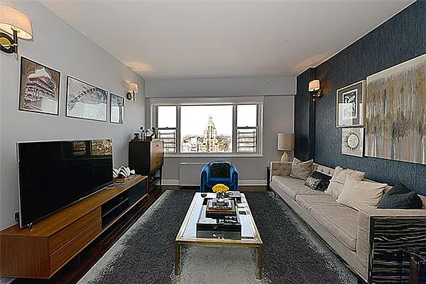 Sold by Sherwood Residential | media 14
