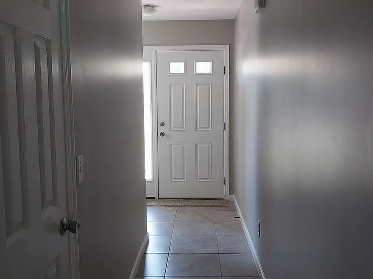 217 Callaway Chase Ln — Photo 3