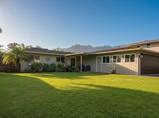 1198 Lunaai St, Kailua, HI 96734