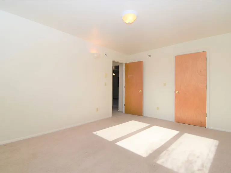 813 W Villard St #73 — Photo 18