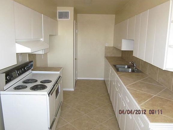 2nd image of 3210 Polk Ave